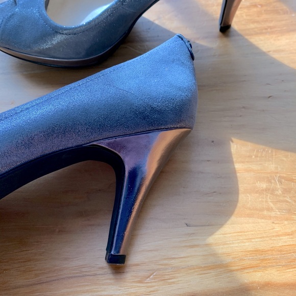 Calvin Klein Open Toe Pumps - Picture 4 of 9